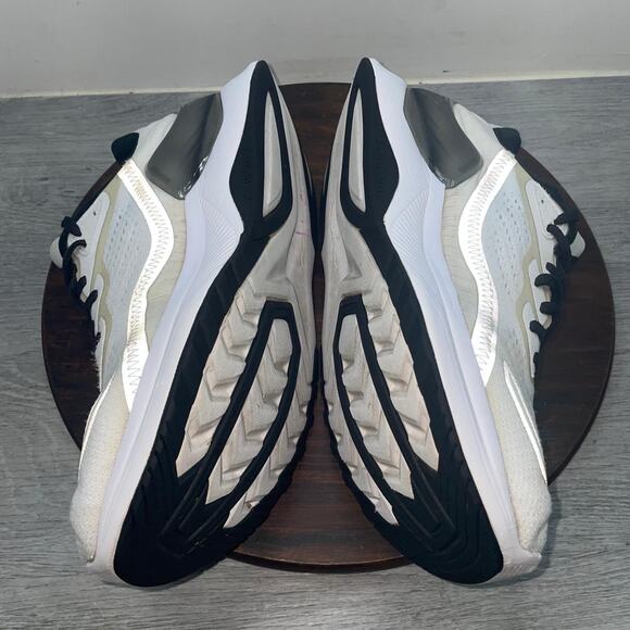 Saucony Shoes Mens Size 9.5 Two Tone Black White Endorphin Shift 2 Road Shoes main image 9